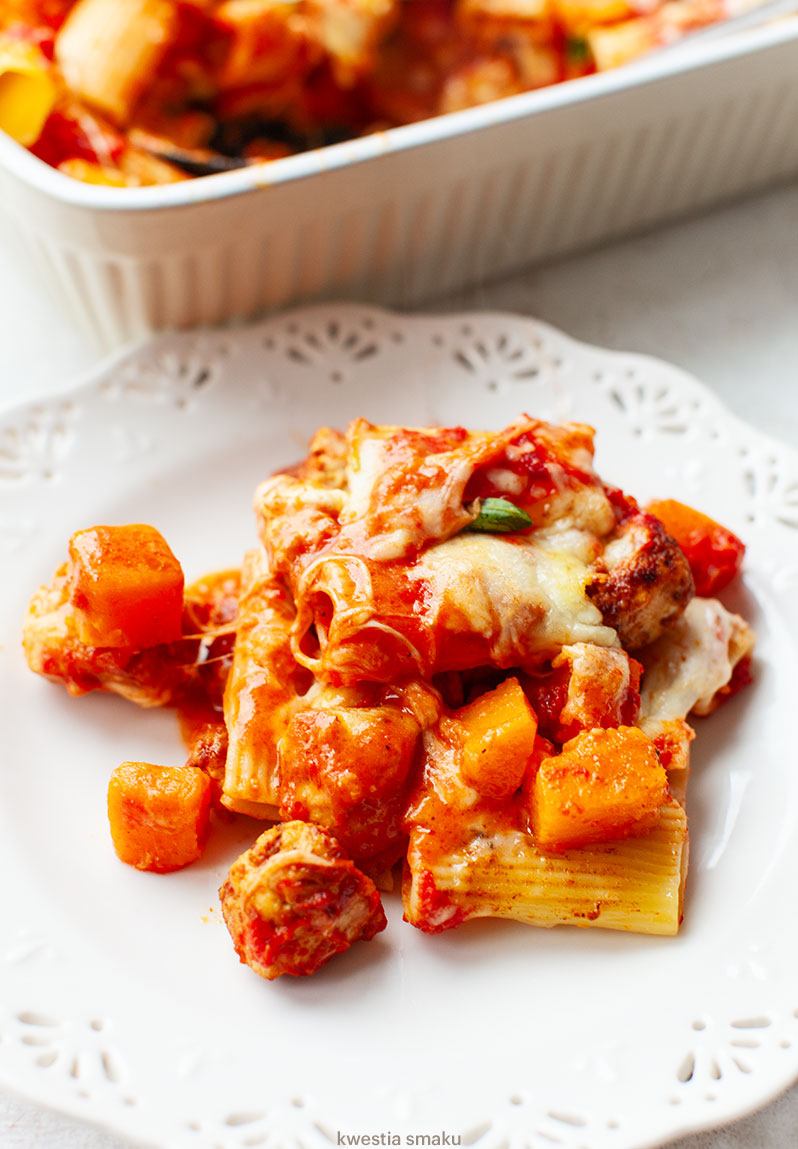 Makaron zapiekany z kurczakiem curry i dynią Makaron zapiekany z kurczakiem curry i dynią