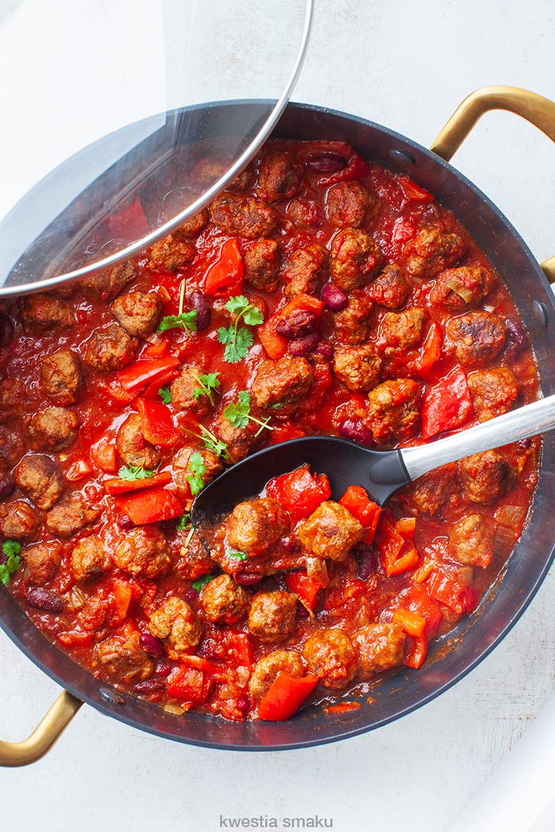 Pulpeciki chili con carne