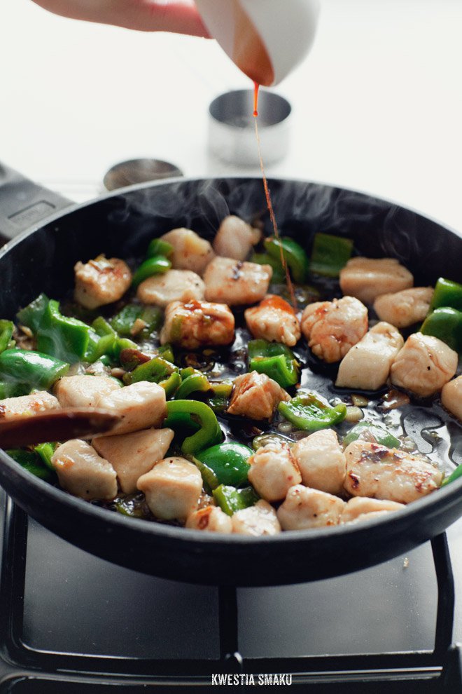 Stir-fry z kurczakiem słodko-kwaśnym 