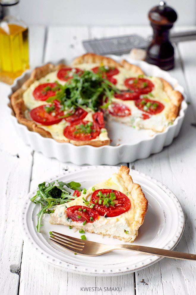 Tarta francuska z ricottą i pomidorami