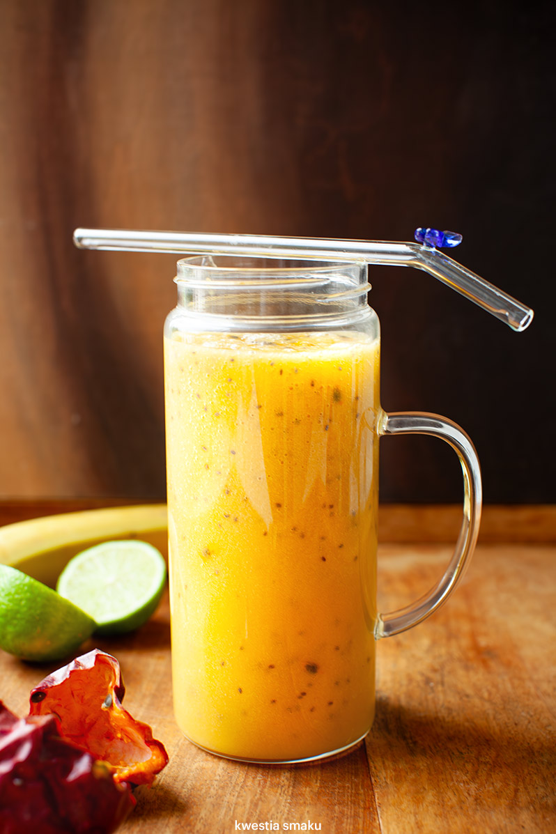 Tropikalne smoothie z chia