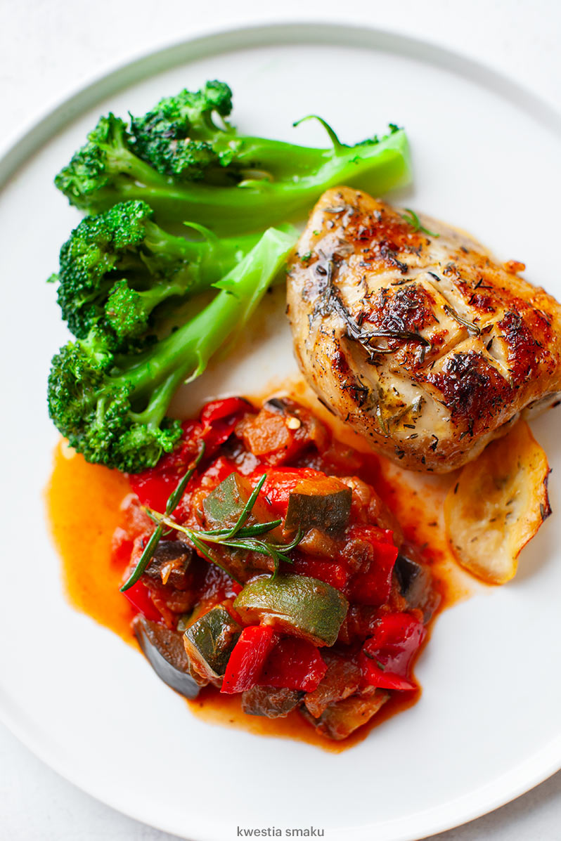 Udka grillowane w piekarniku z tymiankiem i cytryną