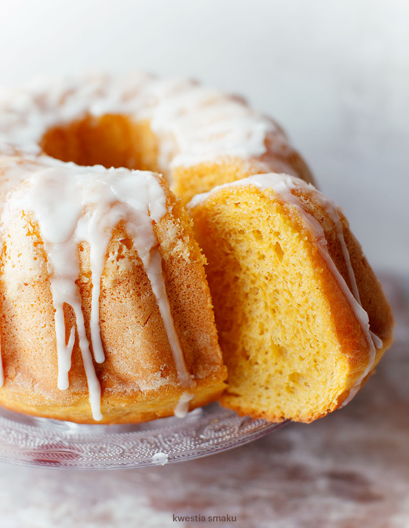 Wegańska babka wielkanocna