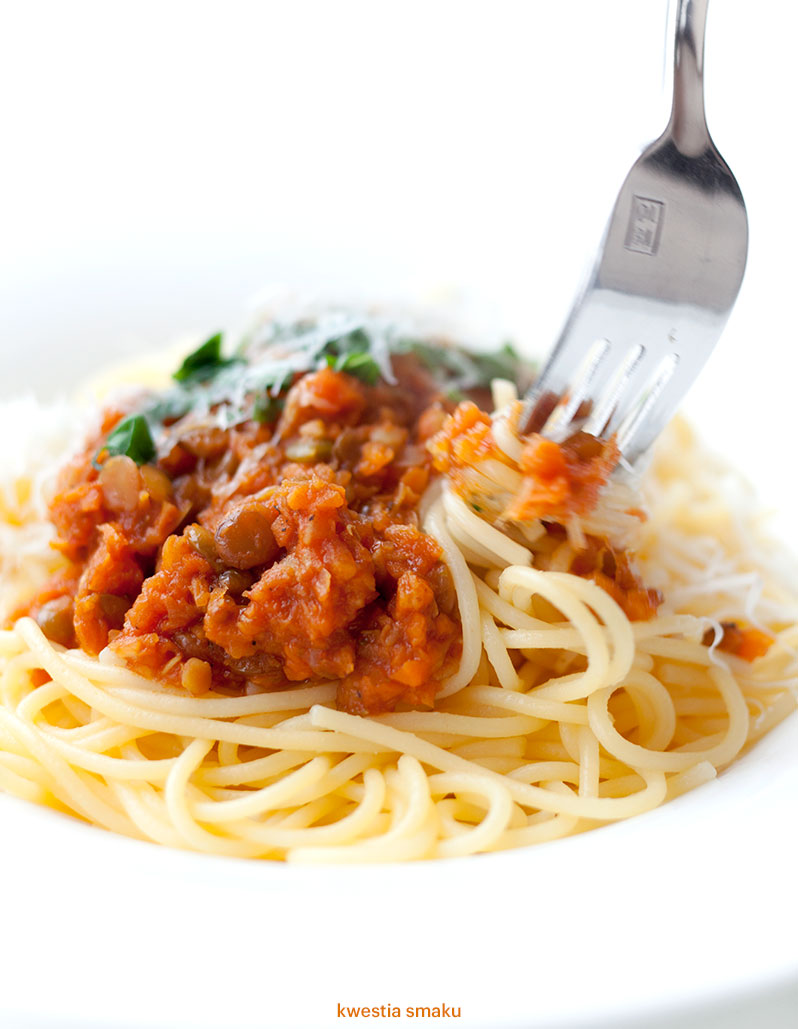 Wegetariańskie spaghetti bolognese