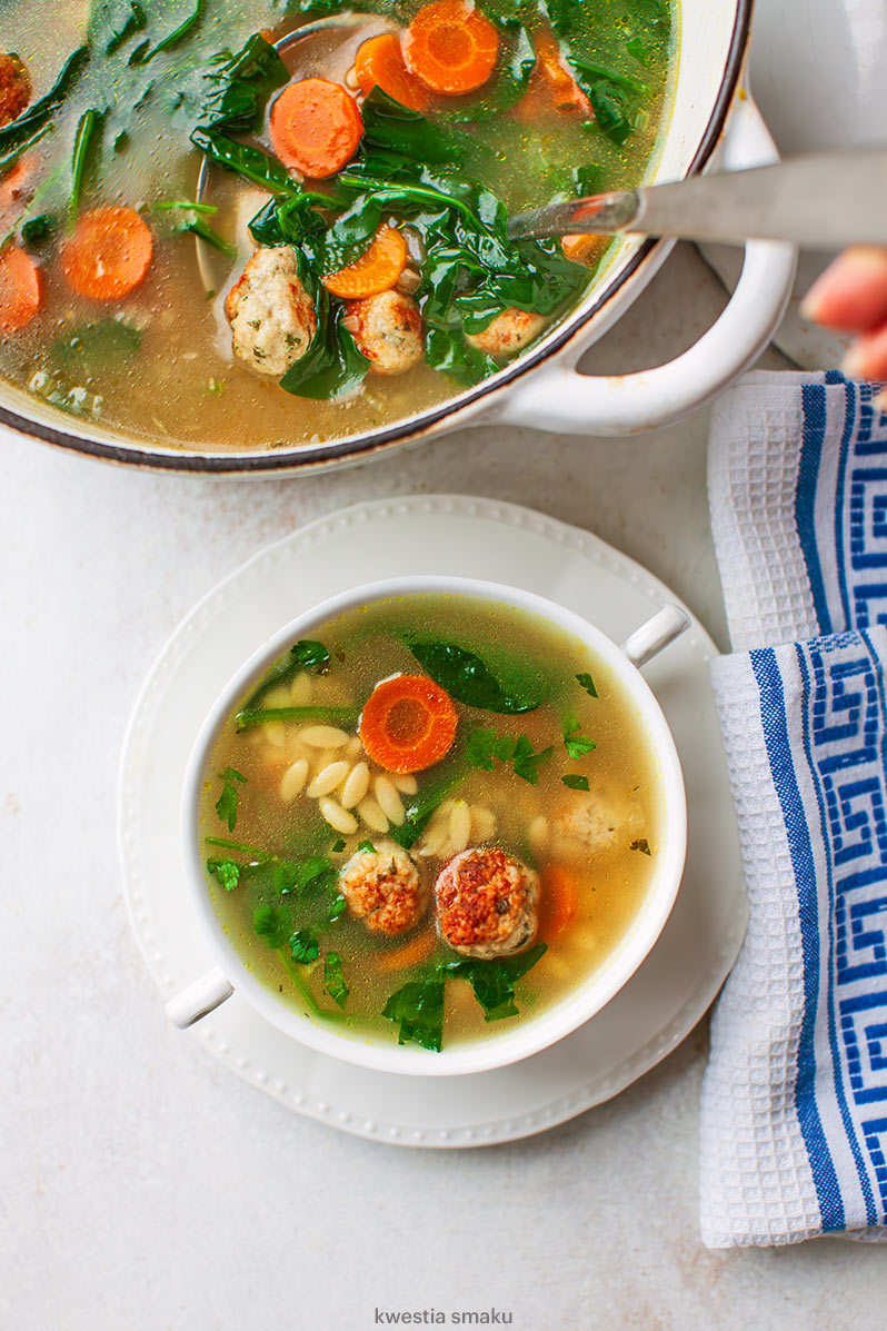 Włoska zupa weselna