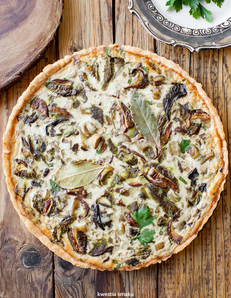 Tarta z grzybami i szynką parmeńską Kwestia Smaku
