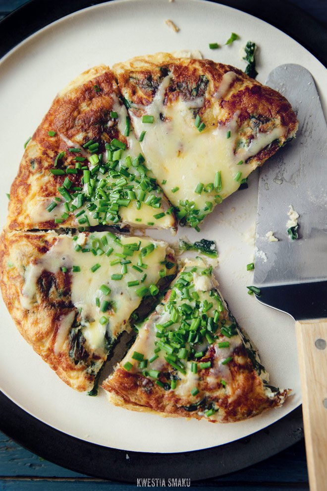 Tortilla hiszpańska z ziemniakami, szpinakiem i fetą Kwestia Smaku