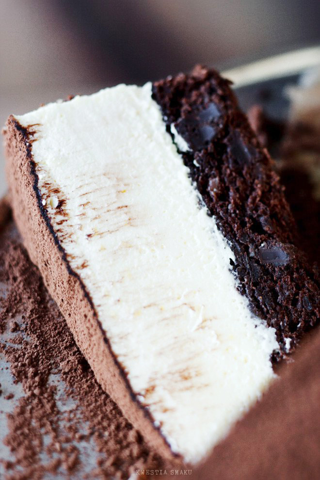 Ciasto czekoladowe z białym musem