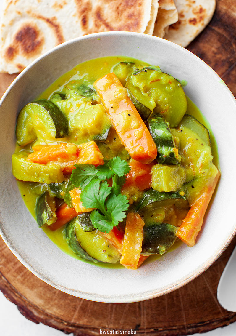 Warzywne curry z cukinią