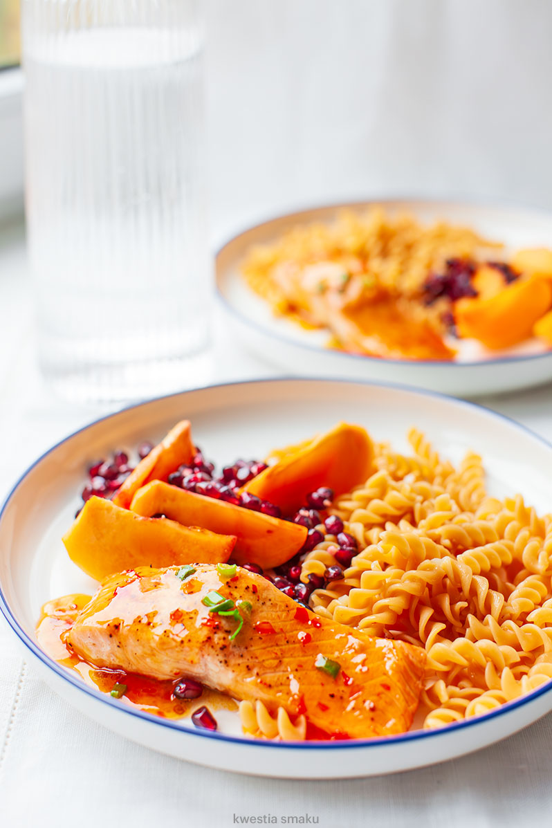 Łosoś w słodkim sosie chili