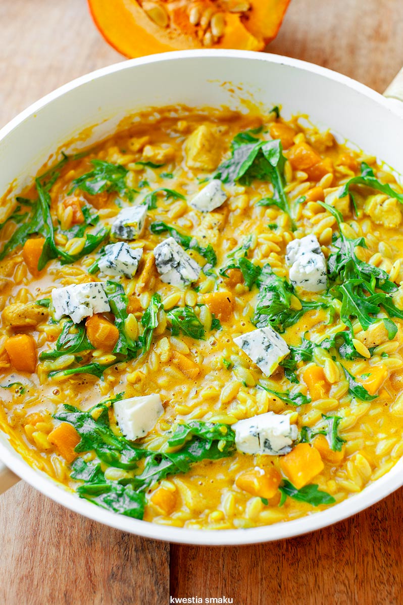 Orzo z kurczakiem i dynią