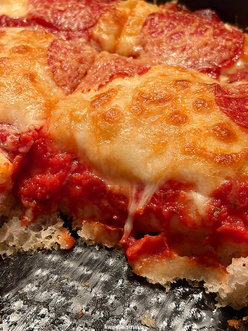 Pizza w stylu Detroit