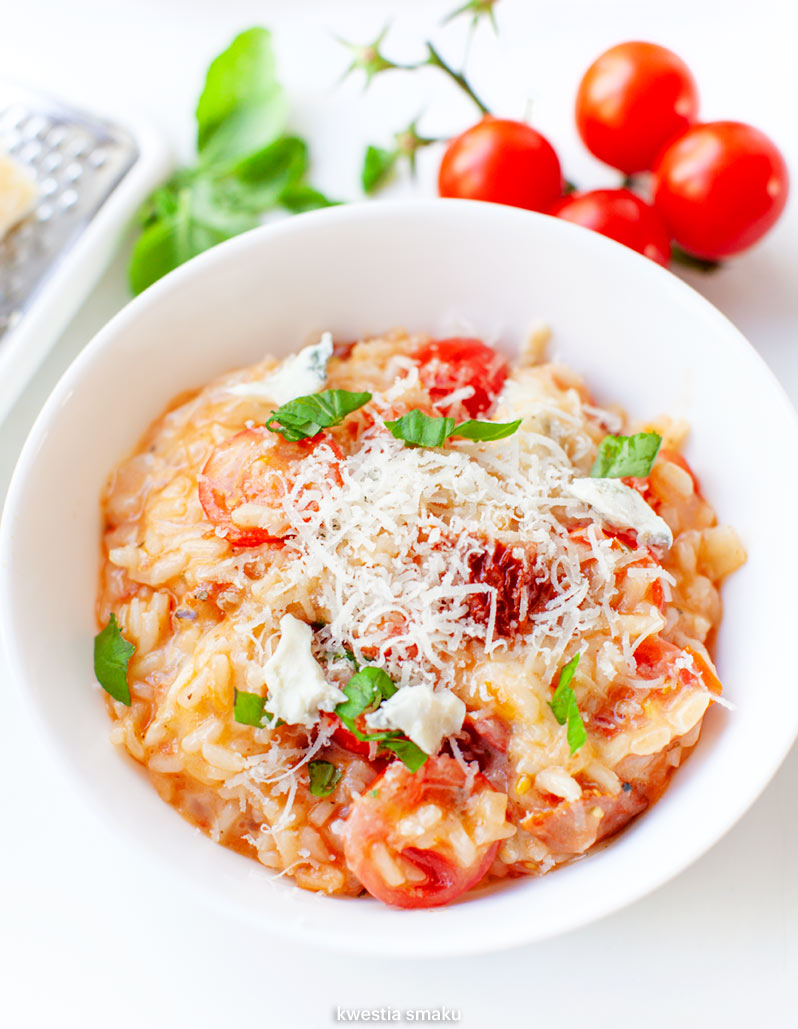 Risotto pomidorowe z gorgonzolą