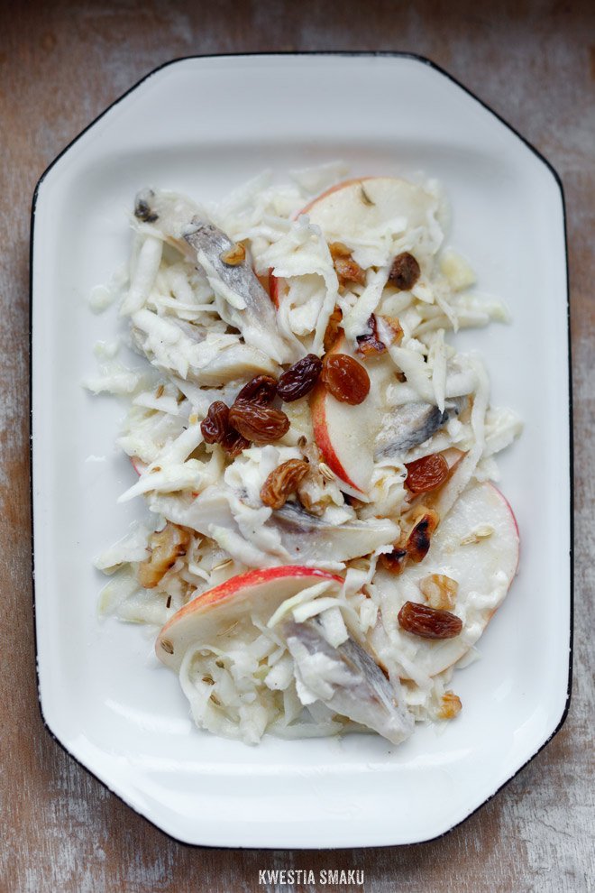 Salatka sledziowa z jablkiem