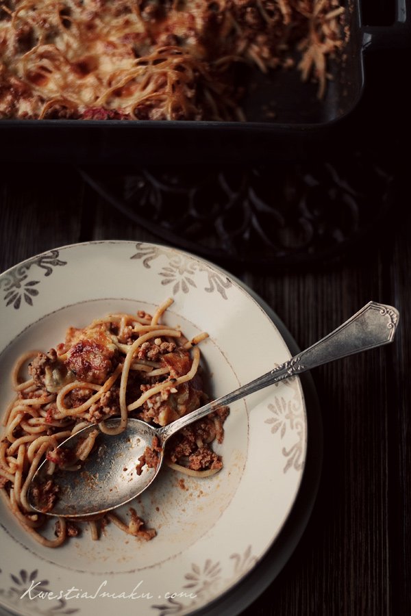 Spaghetti razowe zapiekane