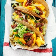 Tacos z kaczką i mango