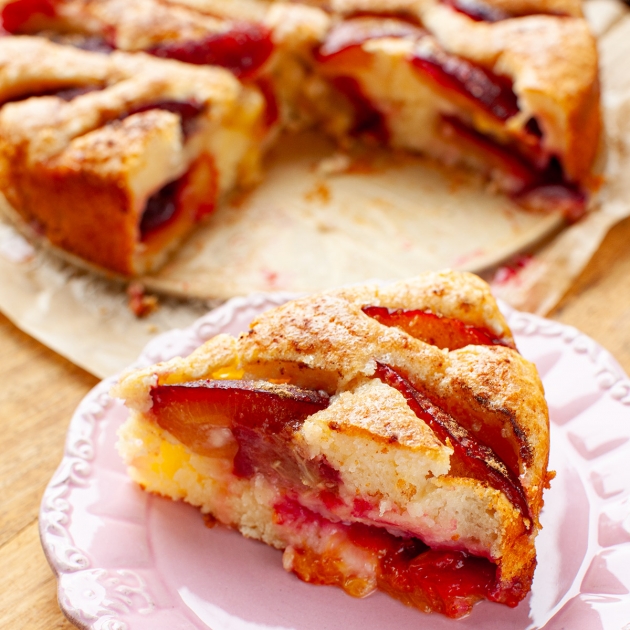 Ciasto jogurtowe ze śliwkami