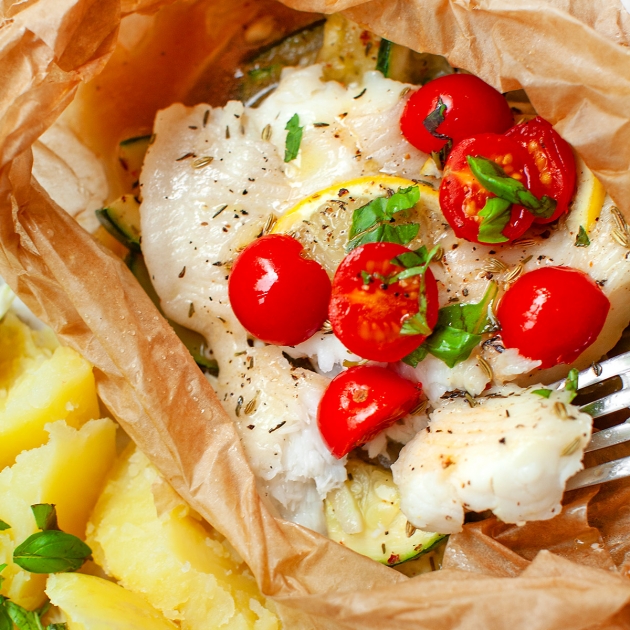 Halibut w papilotach