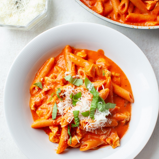Penne alla vodka z kurczakiem