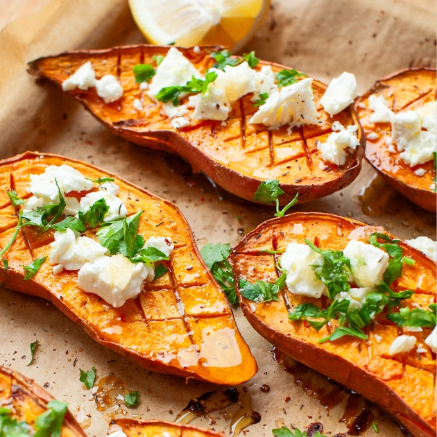 Pieczone bataty z fetą