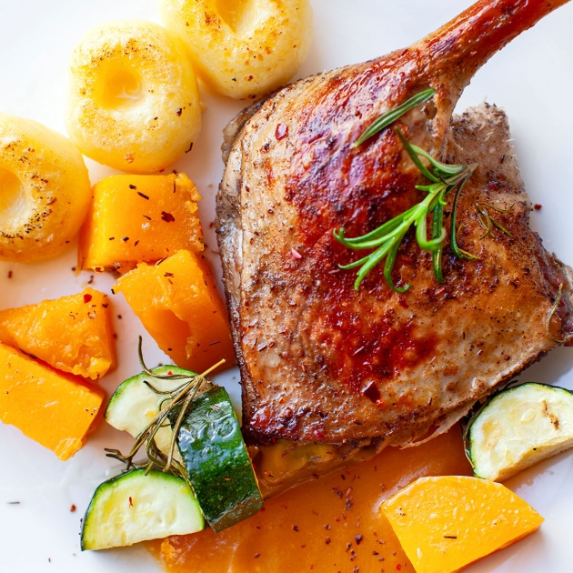 Pieczone udka kaczki z dynią