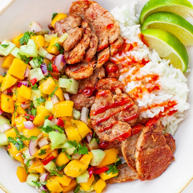 Polędwiczka z ryżem i salsą mango