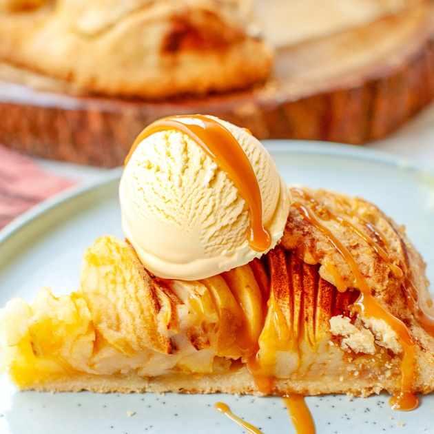 Tarta rustykalna z jabłkami