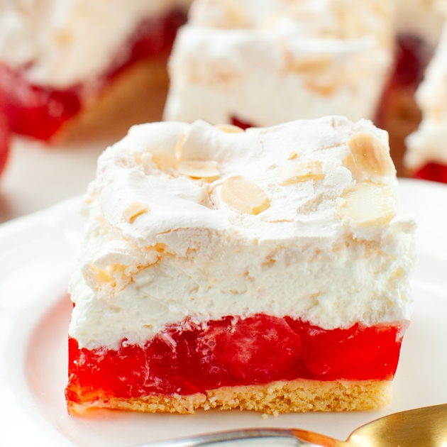 Ciasto Truskawkowa Chmurka