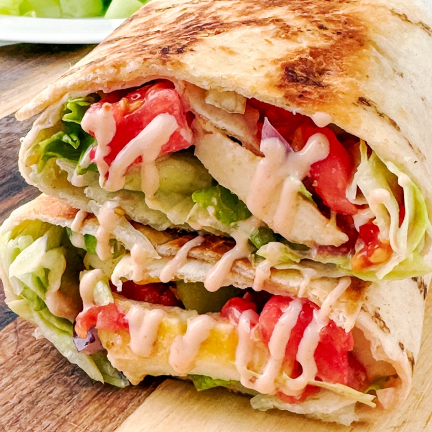Wrap z halloumi